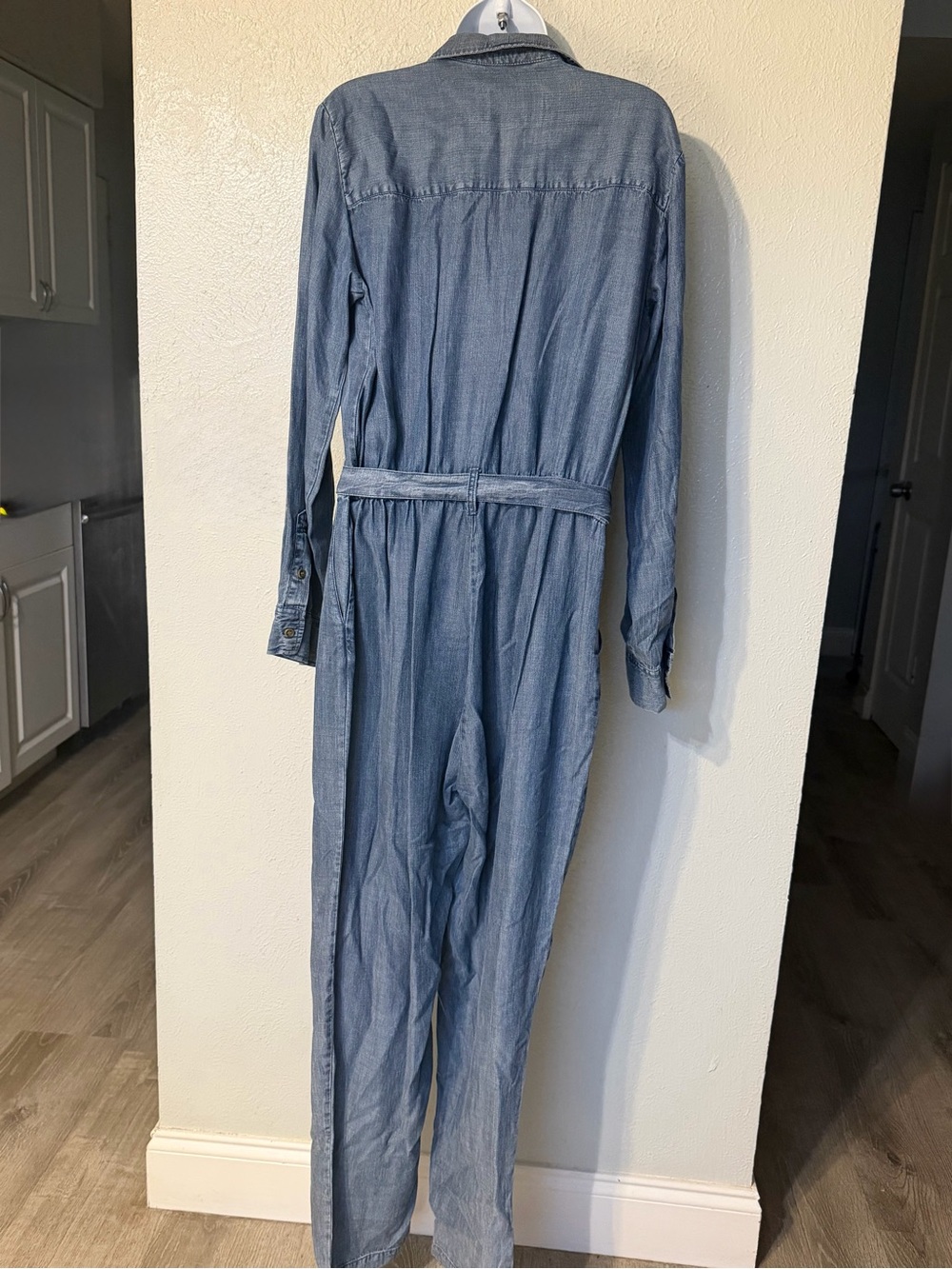 NWT Velvet Heart Blue Chambray Tencel Jumpsuit Sz Medium - Picture 8 of 10